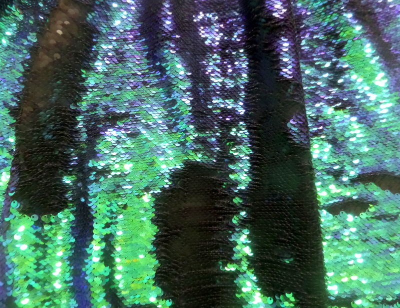 33.Iridescent Green-Black Flip Sequins#2